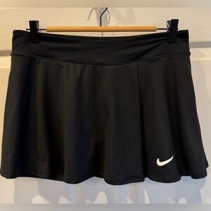 Nike Dri Fit Tennis Skirt with Shorts Black Standard Fit Athletic Skort Size L